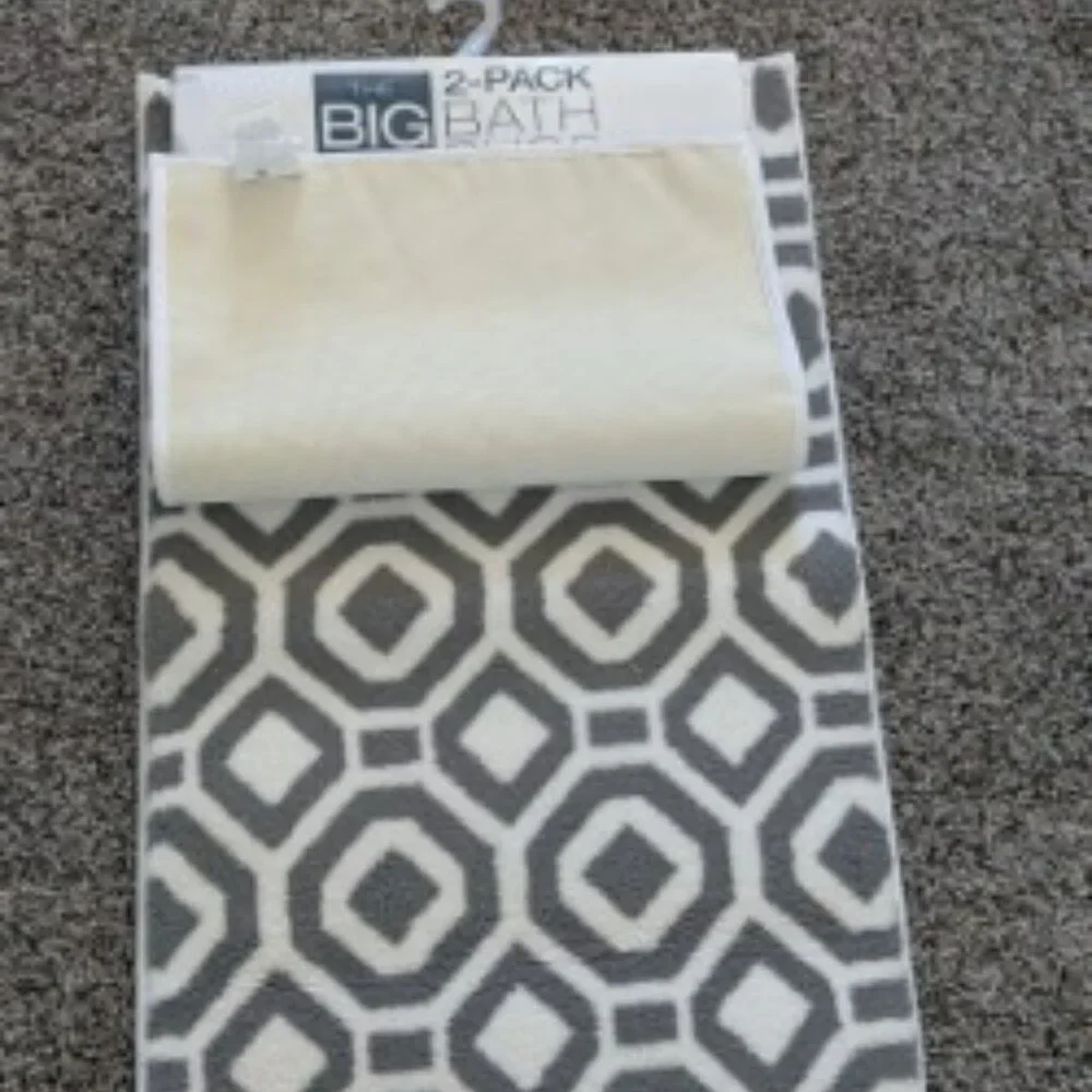 Bath rug set - NEW